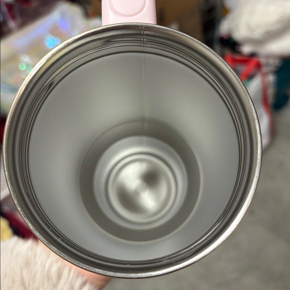 Stanley x LoveShackFancy 40 oz tumbler - Picture 9 of 10